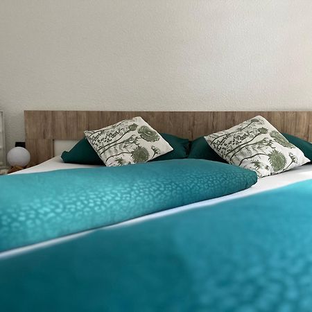 Guest House Eden بيهاتش المظهر الخارجي الصورة