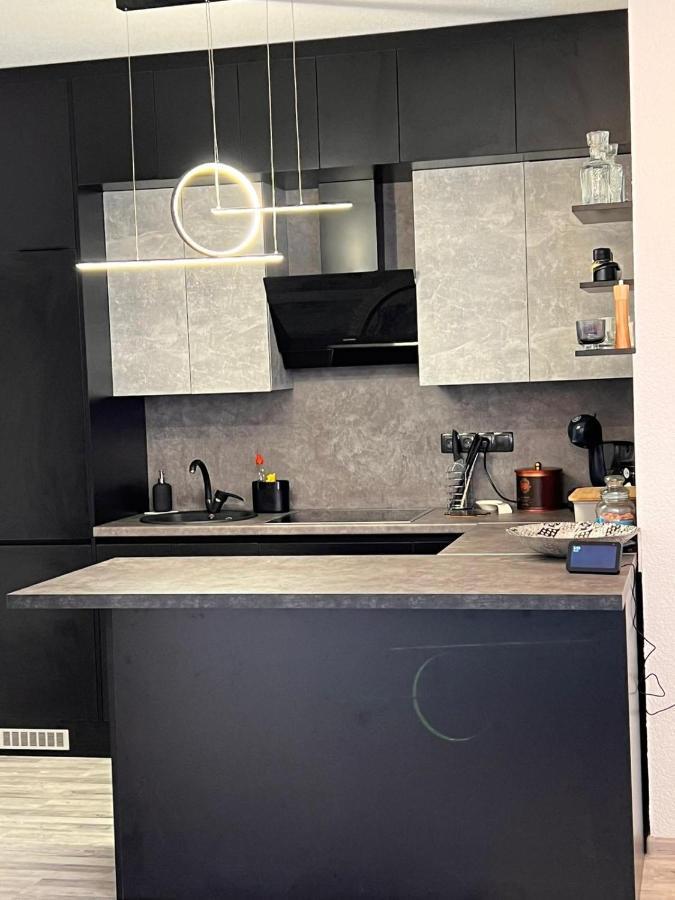 Guest House Eden بيهاتش المظهر الخارجي الصورة