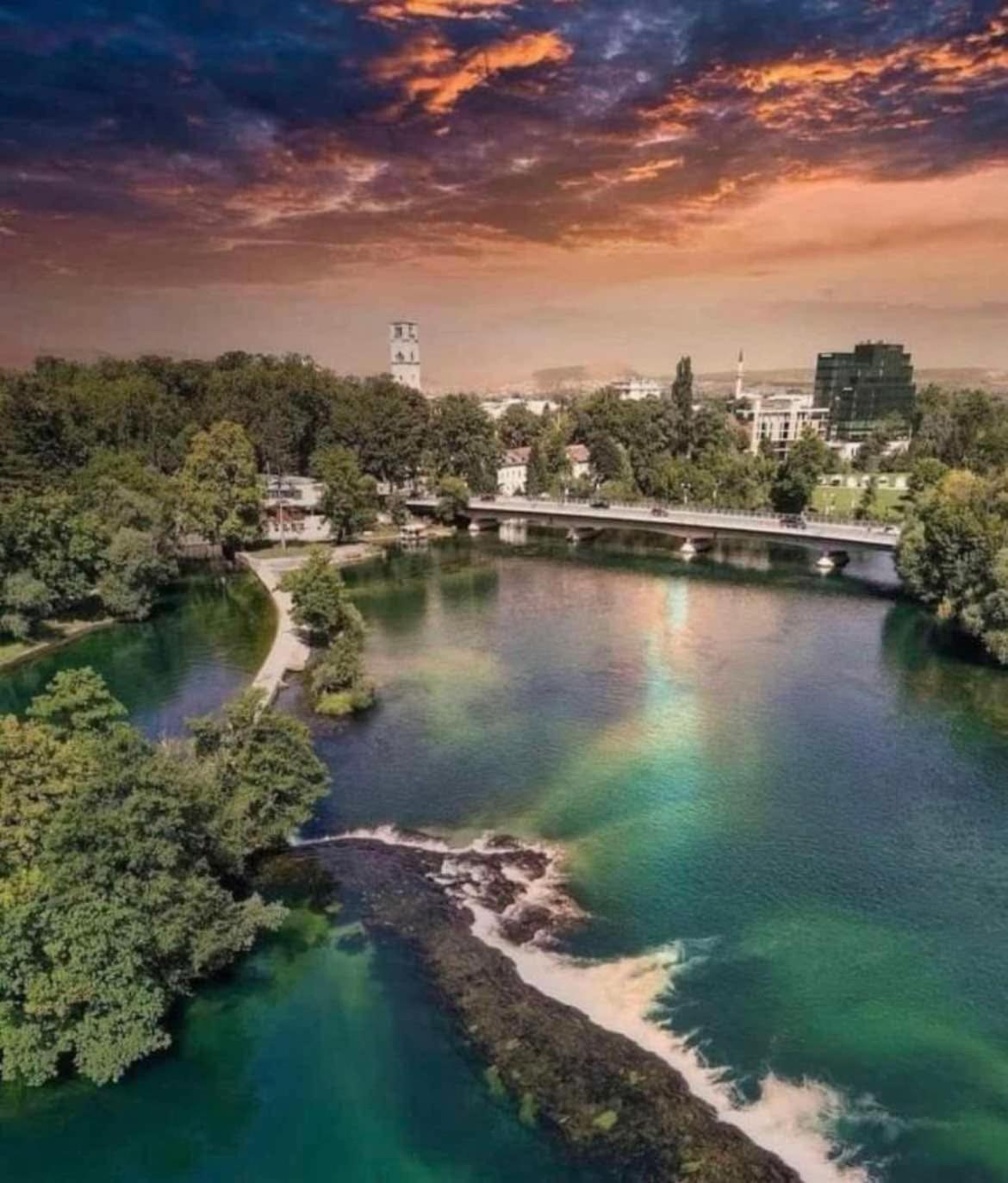 Guest House Eden بيهاتش المظهر الخارجي الصورة
